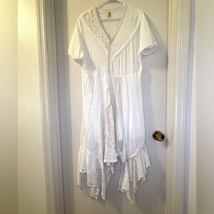 Stunning Marilu Bohemian Mixed Lace Trimmed HankerChief Hem Cotton Dress Sz L